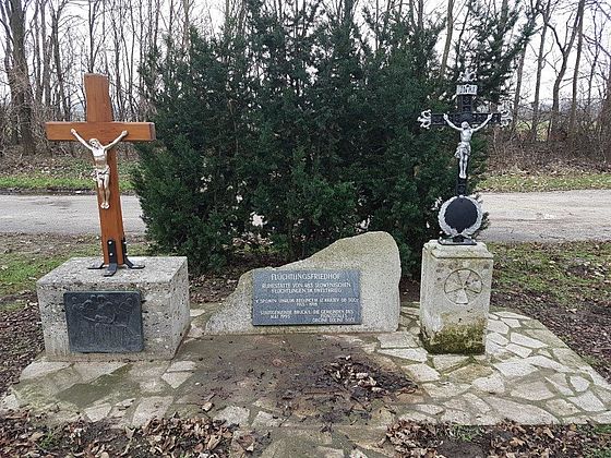 Gedenkstätte des ehemaligen Flüchtlingslagers Bruck an der Leitha, Niederösterreich, Österreich