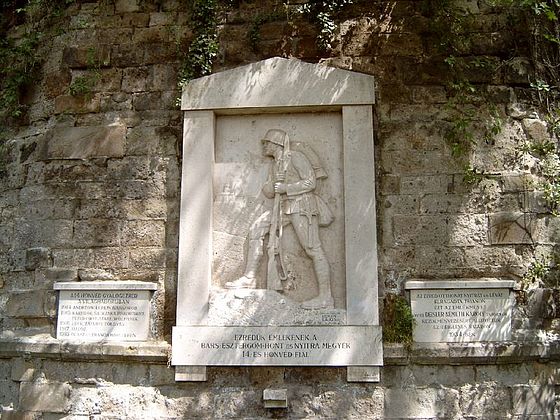 Első világháborús emlékmű és temetők Esztergom, Magyarország