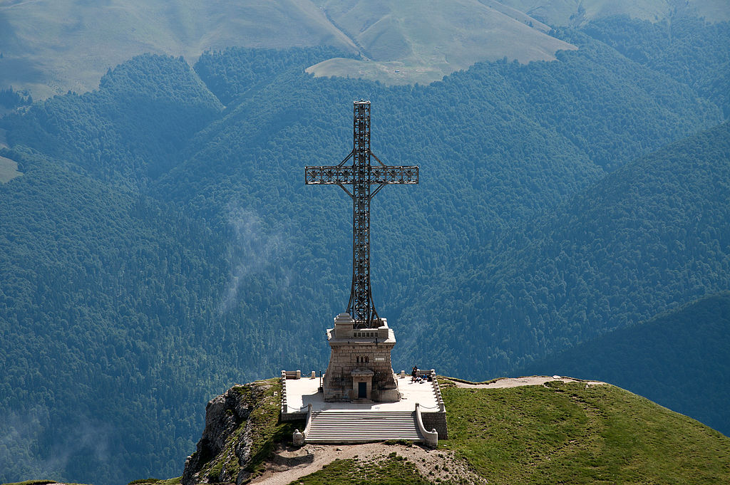 The Nation&#039;s Heroes Cross (Cross on the Mount Caraiman) in Busteni, Romania