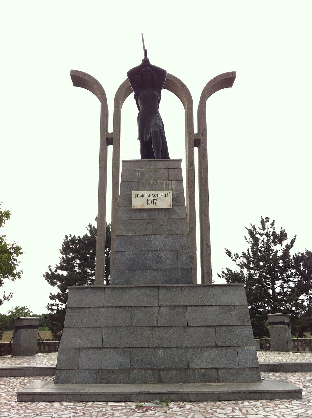 Statuia Victoriei din Tișița, județul Vrancea, Rom&acirc;nia