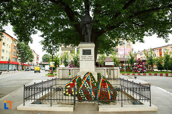 Heroes monument (1916-1918) in Panciu, Vrancea county, Romania