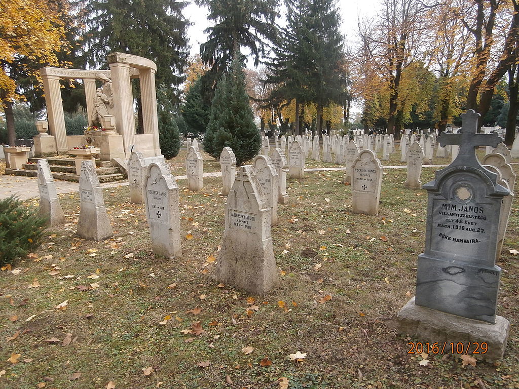 Military cemetery and memorials, P&eacute;cs, Hungary
