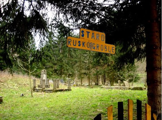 Staro rusko groblje u Begovom Hanu, Žepče, Bosna i Hercegovina