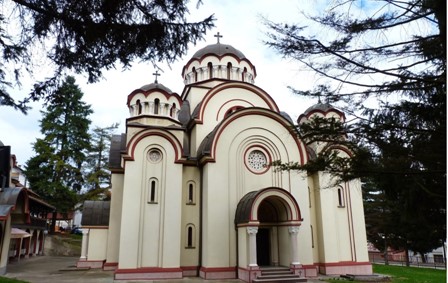 Spomen hram Svetih apostola Petra i Pavla i Spomen kosturnica u Doboju, Bosna i Hercegovina