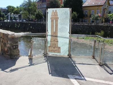 Spomenik nadvojvodi Francu Ferdinandu i grofici Sofiji Hotek u Sarajevu, Bosna i Hercegovina